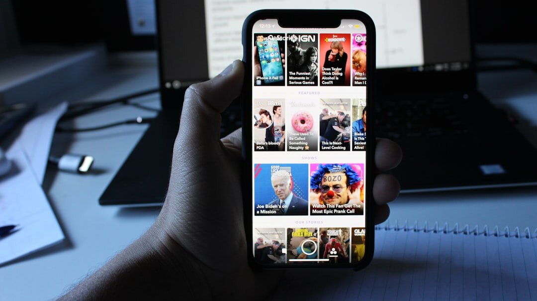 Digital journalism and online news distribution